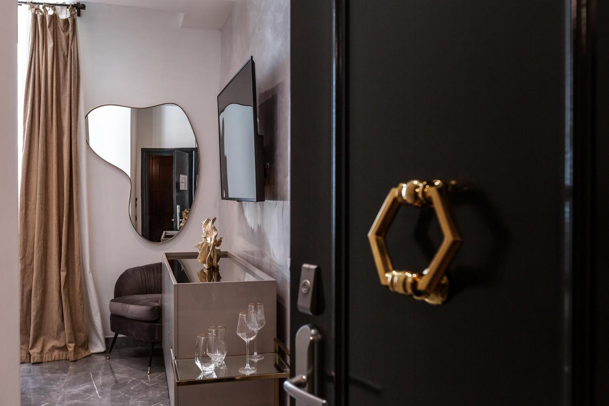 Daphne Suites Рим Екстериор снимка